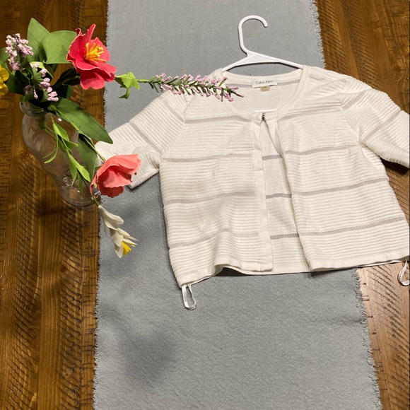 Cute Calvin Klein Blouse - Picture 1 of 3